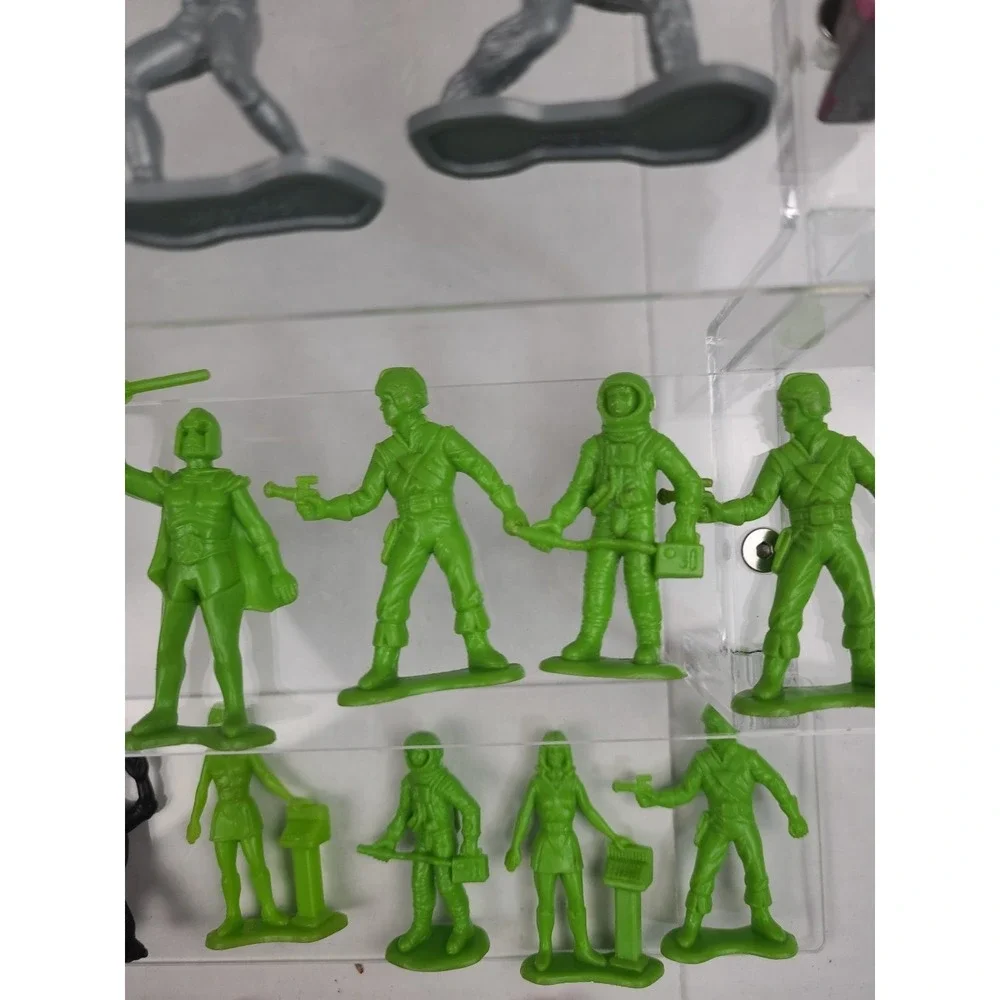 Vtg. 1970's Galaxy Laser Team figures TIM MEE Toys Lot‎ Pink Green White Silver - Picture 8 of 14